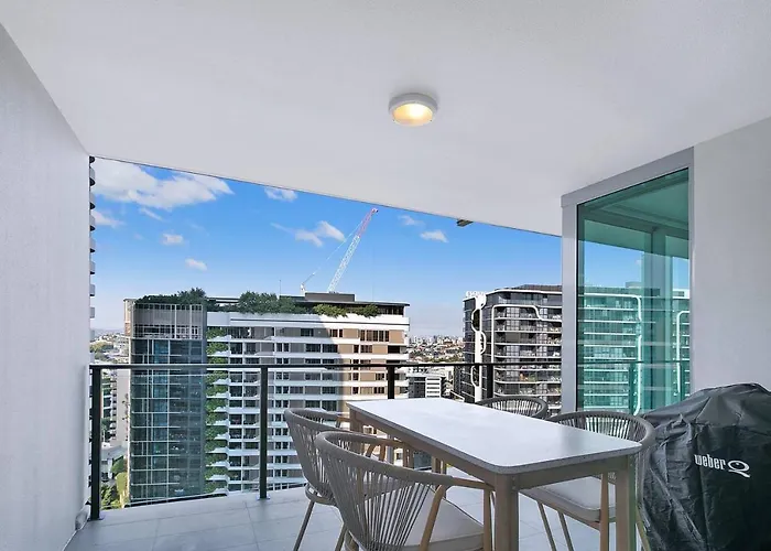 The Skyring - Effortless Resort-Style Living